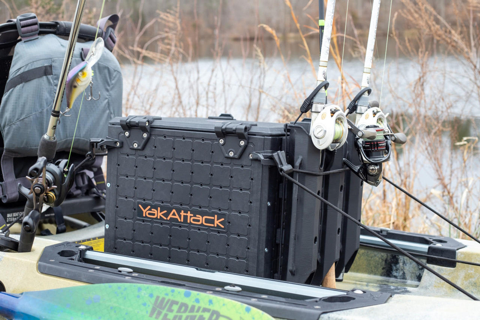 YakAttack BlackPak Pro Kayak Angel-Box – 13″ x 13″